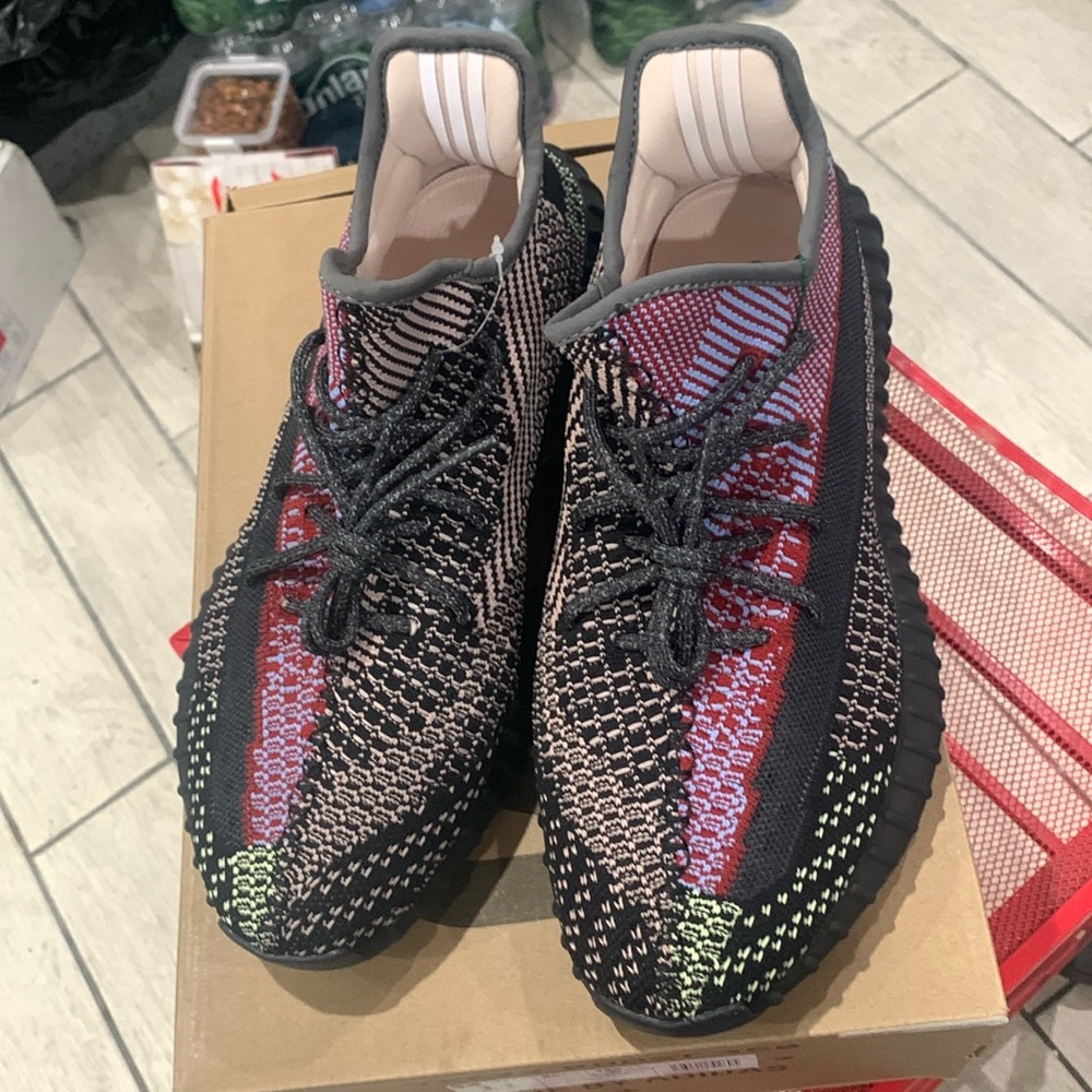 Yeezy 350 Yecheil